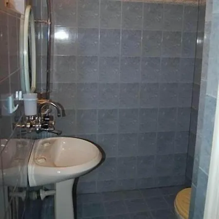 بيت شباب Pop Bogomil *