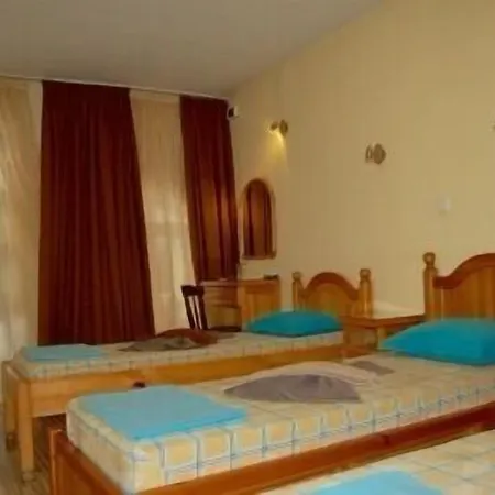 Pop Bogomil Hostel *