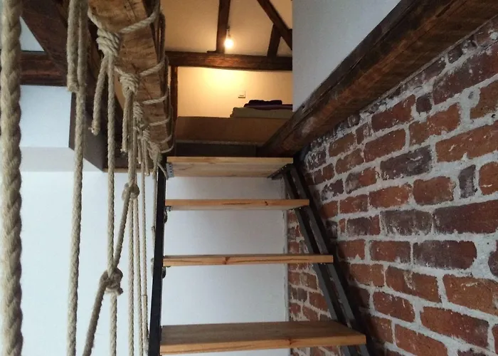 Hostal Pop Bogomil *