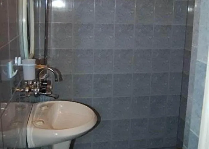 Hostal Pop Bogomil *