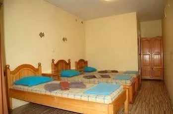 Hostal Pop Bogomil *